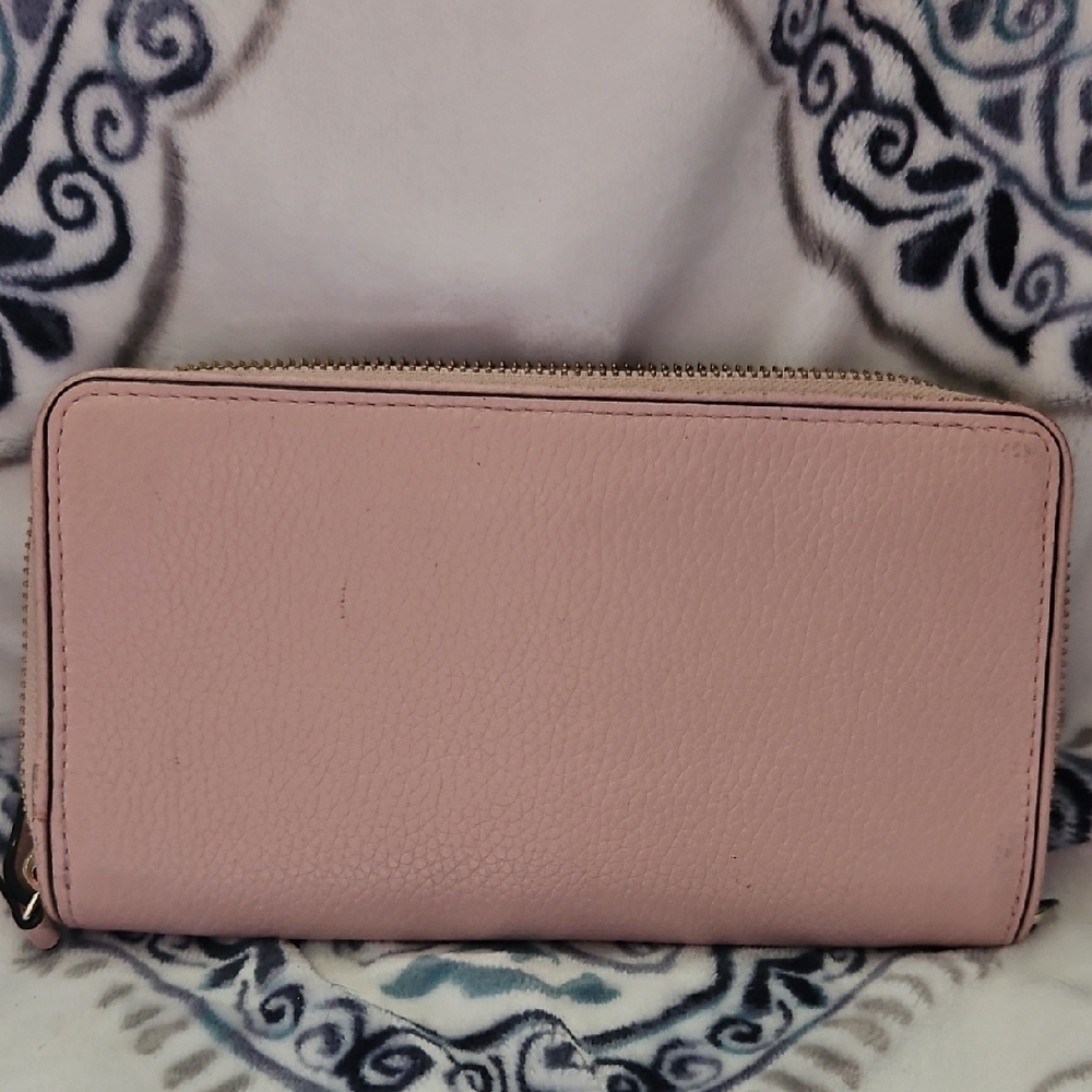 Pink Wallet - Picture 3 of 5